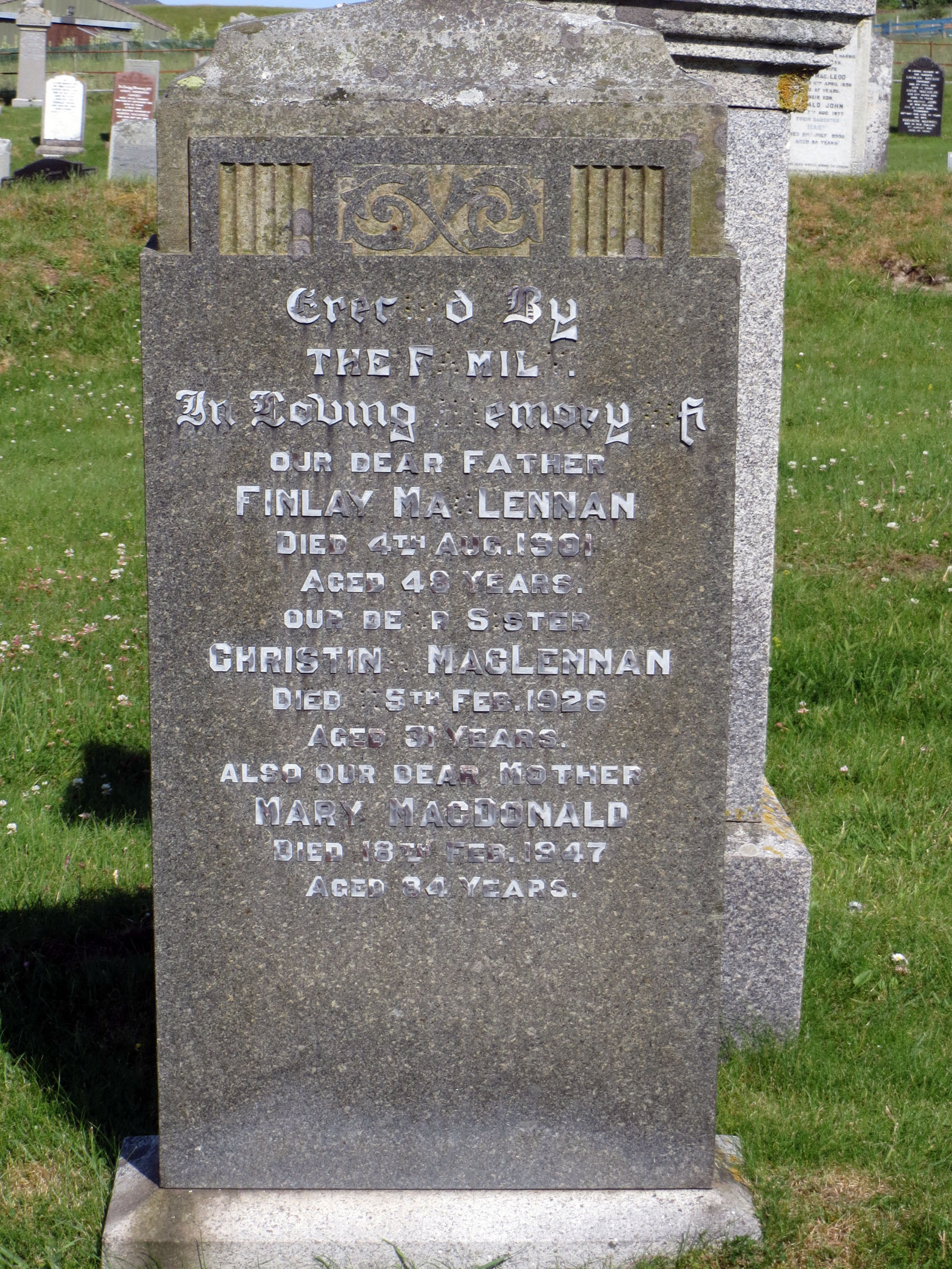 Photo of headstones/Finlay MacLennan d 1901 MI Luskentyre Old